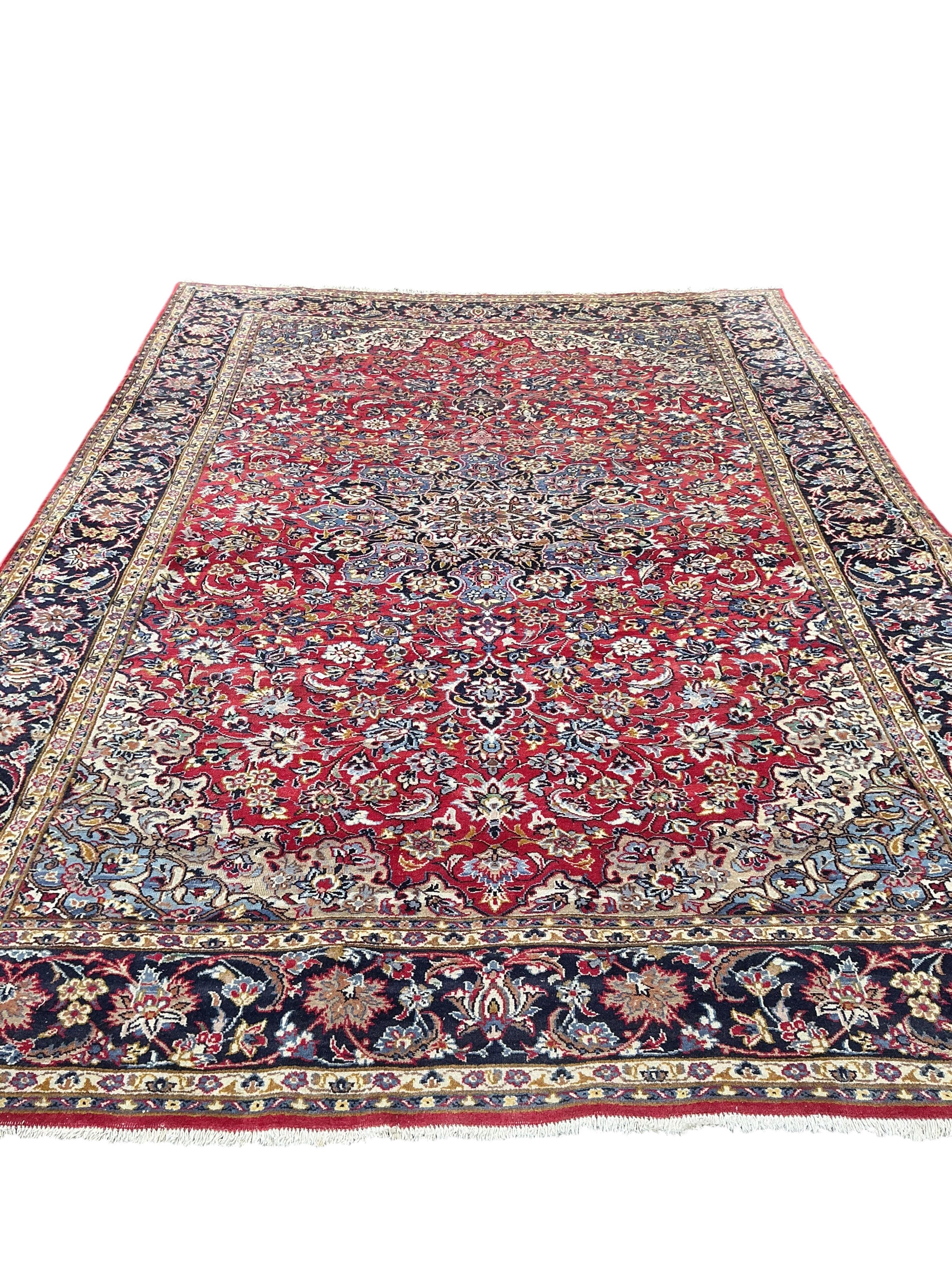 A Najafabad carpet, 376 x 274cm